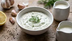 Chýba vám chuť? Tieto 3 jednoduché omáčky zachránia vaše každodenné jedlá