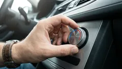 Toto určite robíte zle: Pravda o používaní klimatizácie po naštartovaní motora