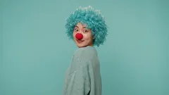 Prieskum ukazuje: zložitý humor v reklame dráždi generáciu Z