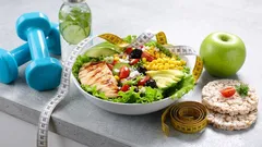 Získajte späť svoju ideálnu postavu a zmiernite opuchy: 3 nápoje a 2 pravidlá