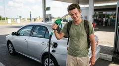 Ako ušetriť palivo na cestách: Praktické a účinné metódy