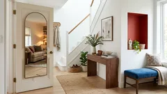 Ako umiestniť zrkadlo vo vstupnej hale? 5 krásnych dizajnových nápadov